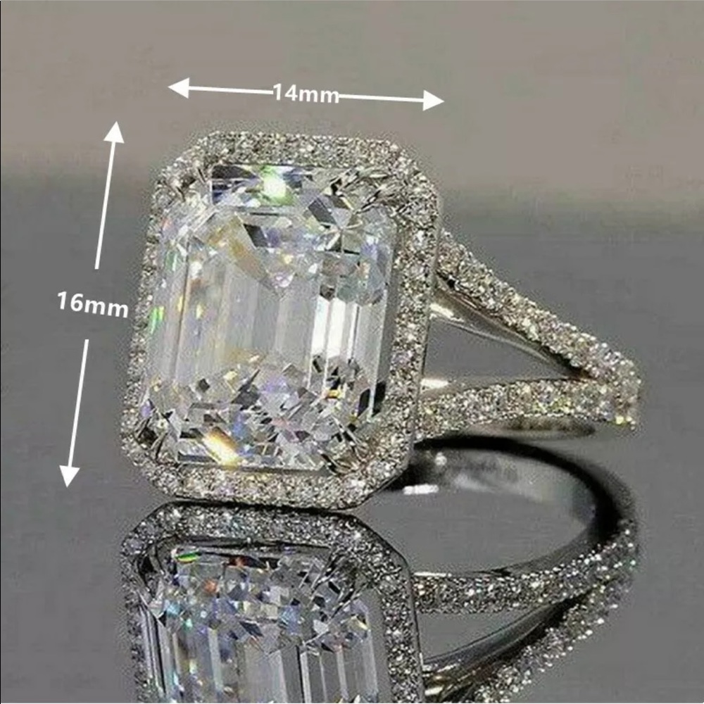 Sterling Silver Diamond Cubic Zirconia Ring - Picture 5 of 10